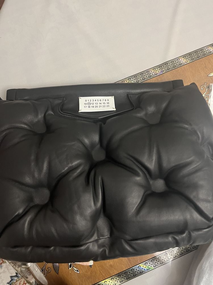 Продам сумку дутыш Maison Margiela!