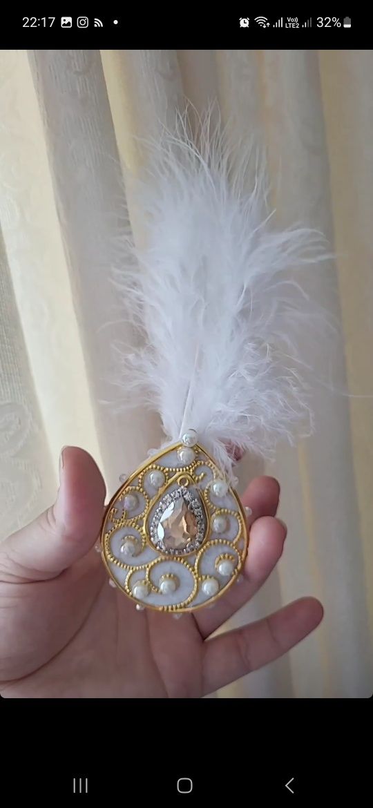 Үкілі брошь. Құдаларға белгі. Жас келінге үкі.