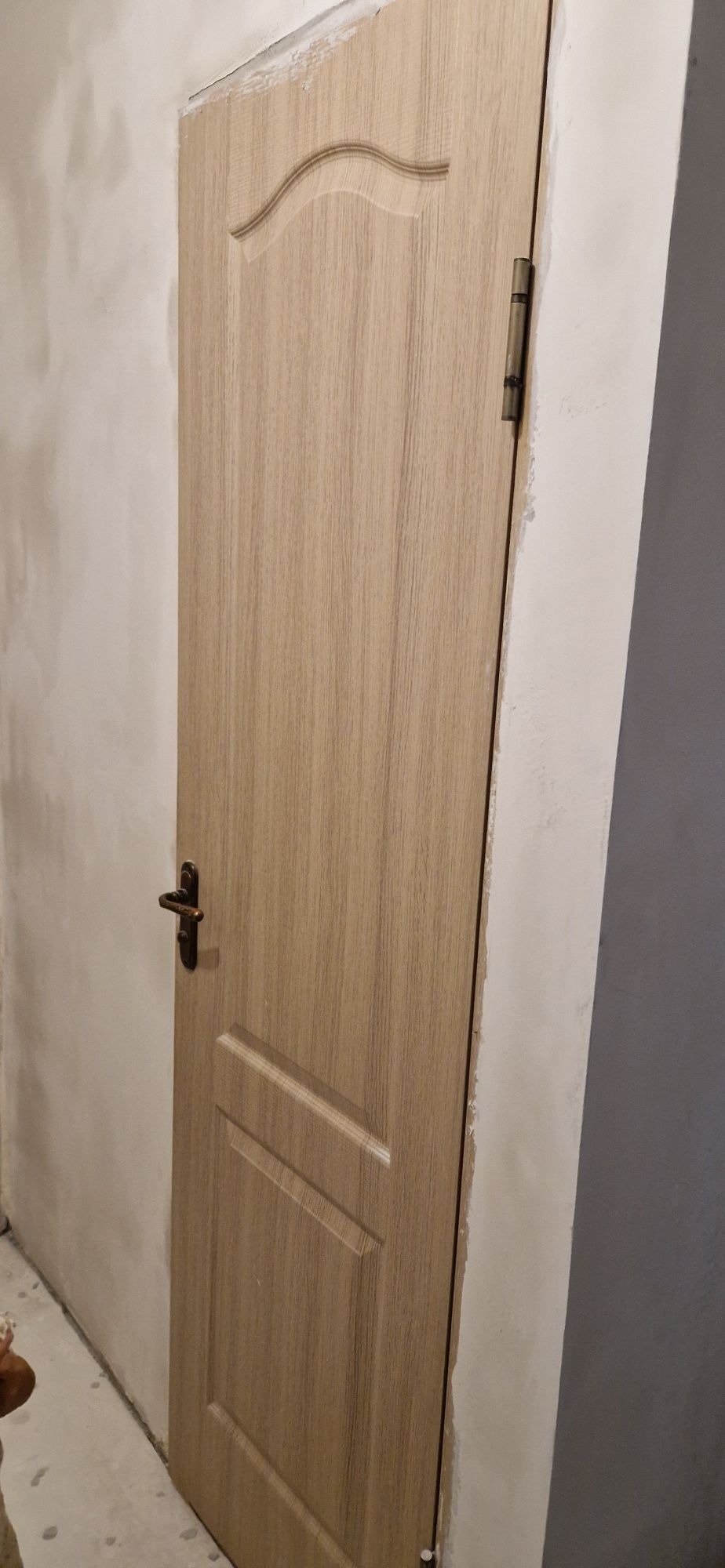 Продаю межкомнатные двери б/у