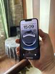 Продам Iphone 16e