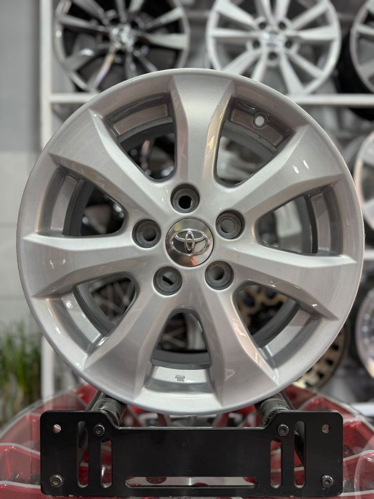 Диски на 16 5/114,3 original toyota