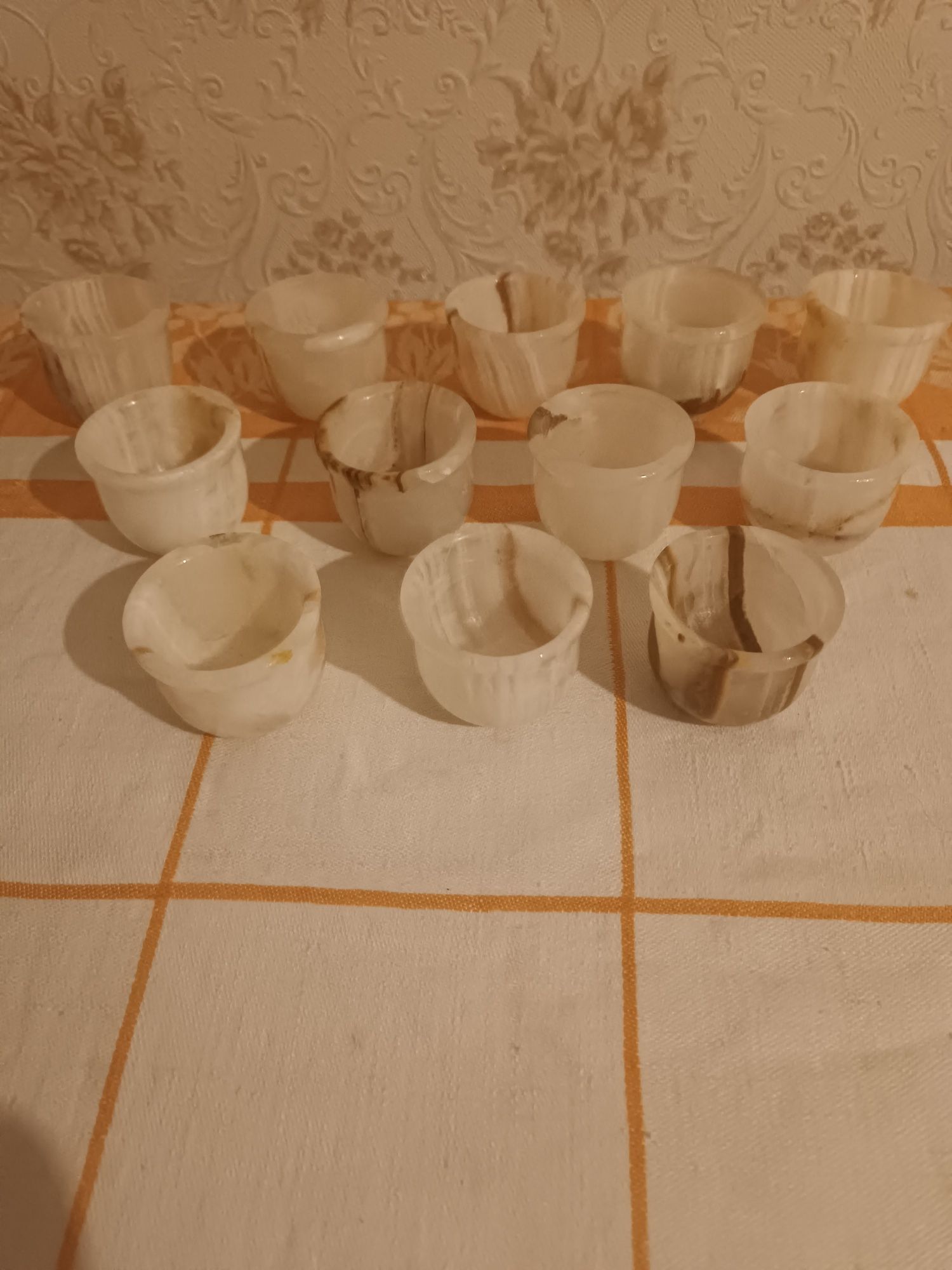 Продам рюмки из оникса