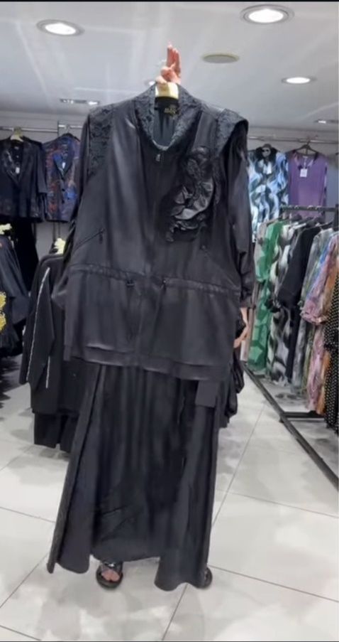 Костюм женский р 66