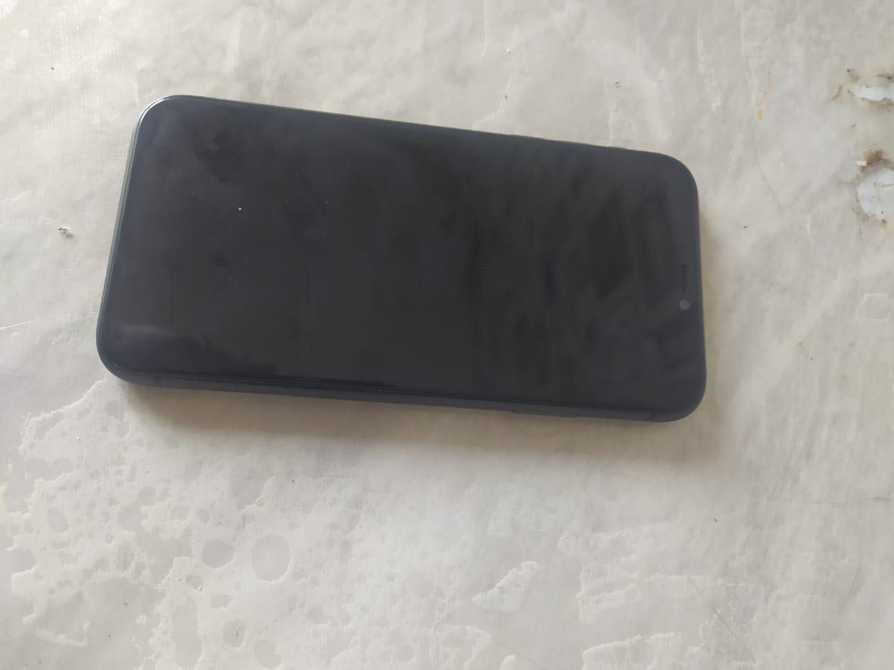 iPhone 11 продам