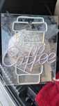 Неоновая вывеска coffee