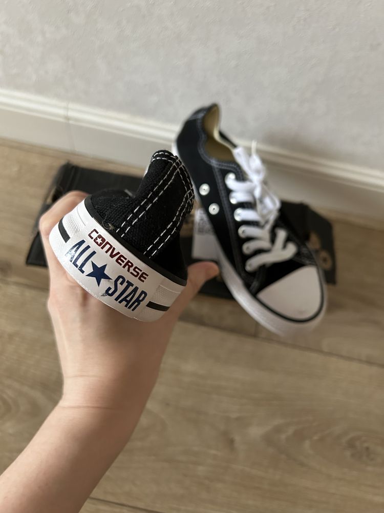 Продам женские кеды, размер 38