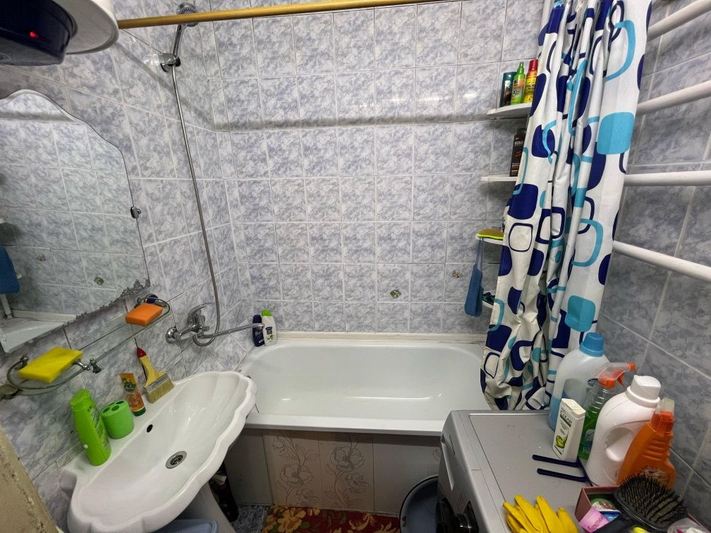 Продам 2х комн кв в м-не Боровской