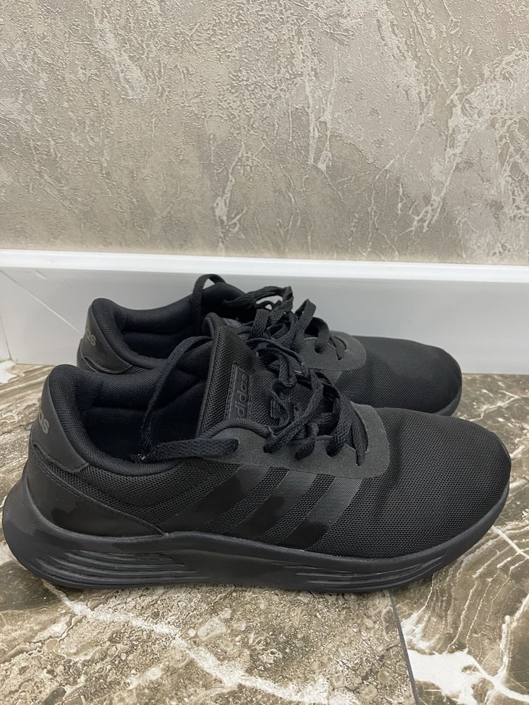 Кроссовки Adidas