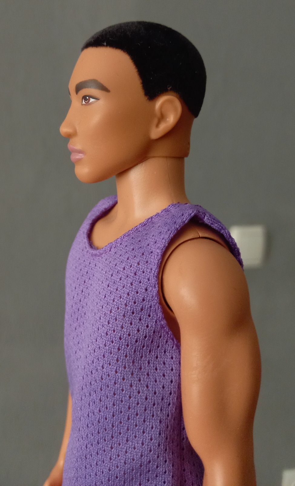 Кукла Ken Looks на нешарнирном теле