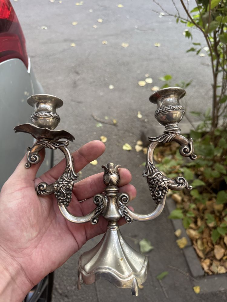 Подсвечники,3 штуки,целые