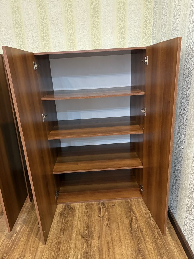 Шкаф для балкона для гордиробней