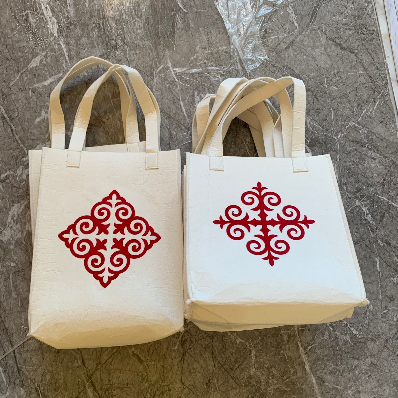 Продам сумки из фетра на кудалық