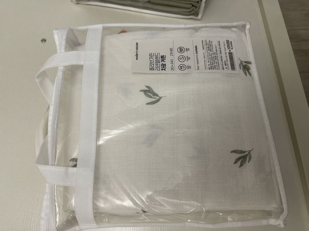 Продам новые южно корейские шторы из льна.