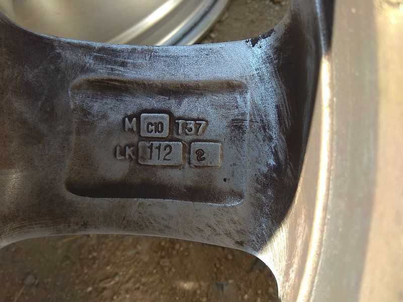 Продам оригинальные легкосплавные диски фирмы "Autec" на Audi