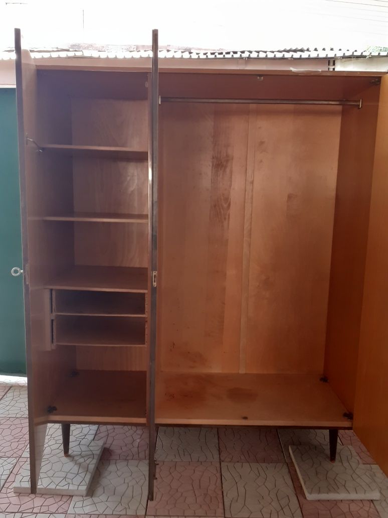 Продам шкаф польский