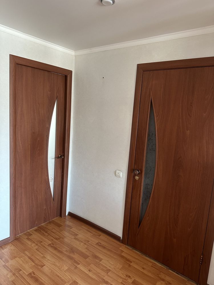 Межкомнатные двери б/у в хорошем состояниии