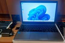 Ультрабук INTEL R ssd 256, ozu8, 2024 silver!