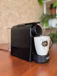 Продам кофемашину DeLonghi EN85.B (капсульная)
