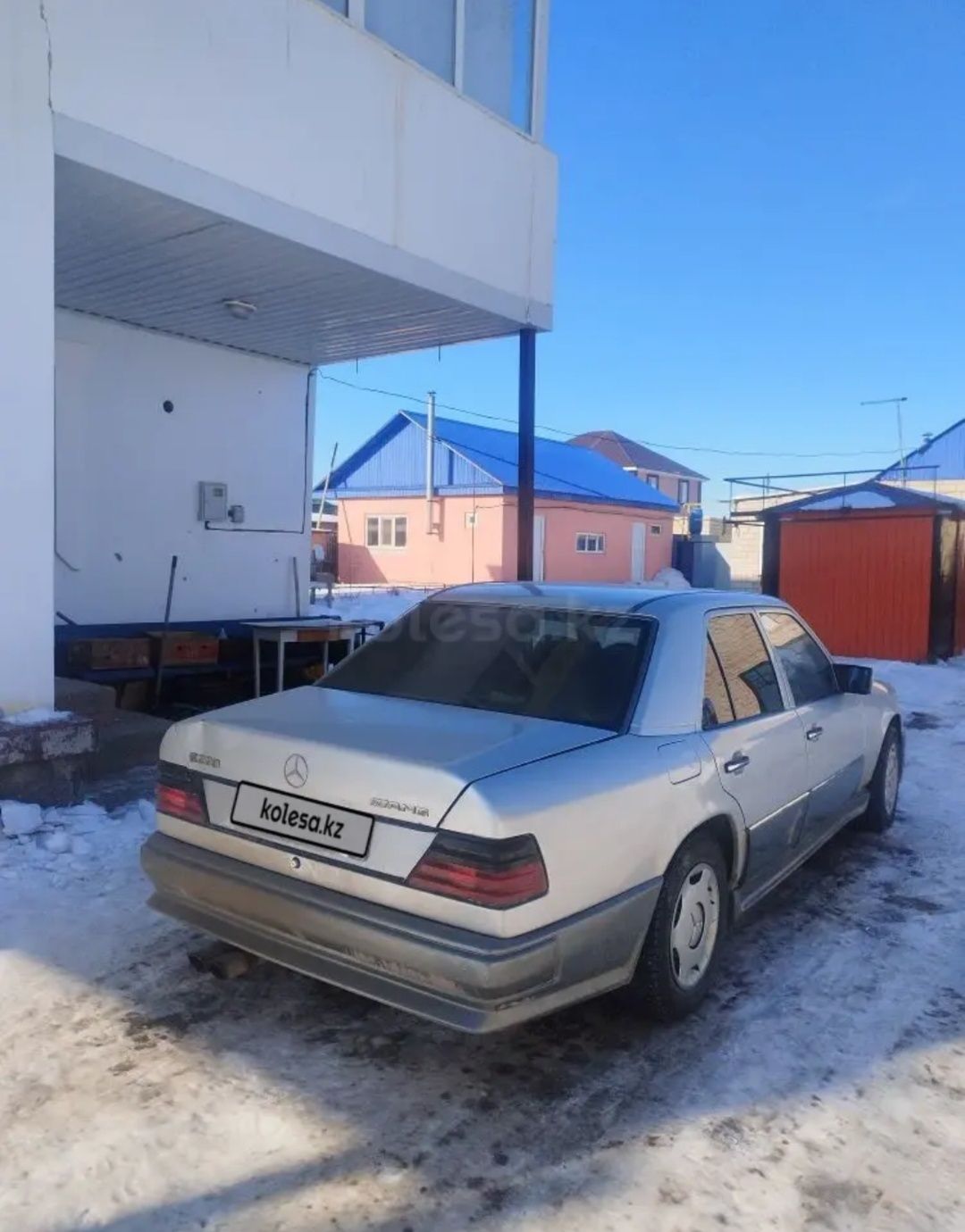 Продам Мерседес 124, срочно