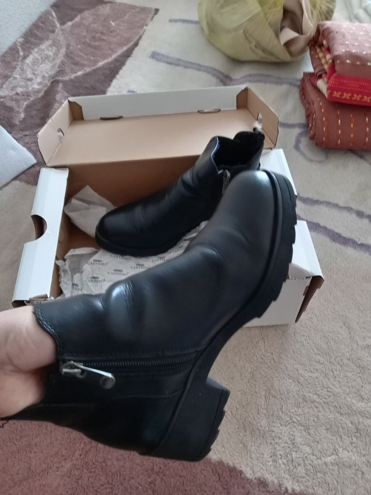 Продам осенние батинки