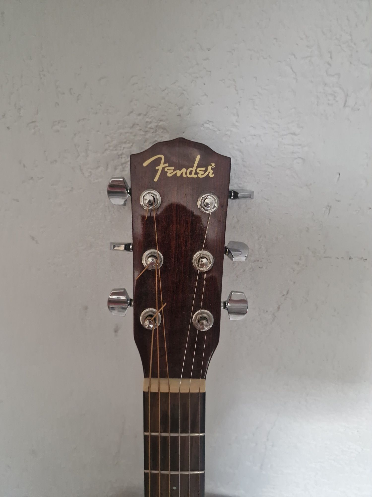 Акустическая гитара Fender