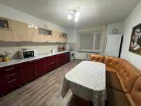 Продам 3 комнатную квартиру Саина,30