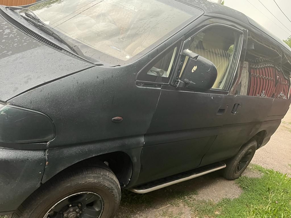 Mitsubishi Delika