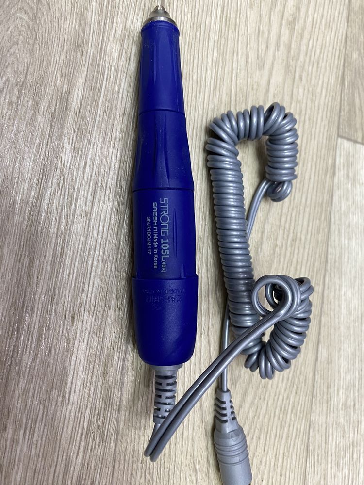 Продам машинку для аппаратного маникюра и педикюра Strong 210 Корея
