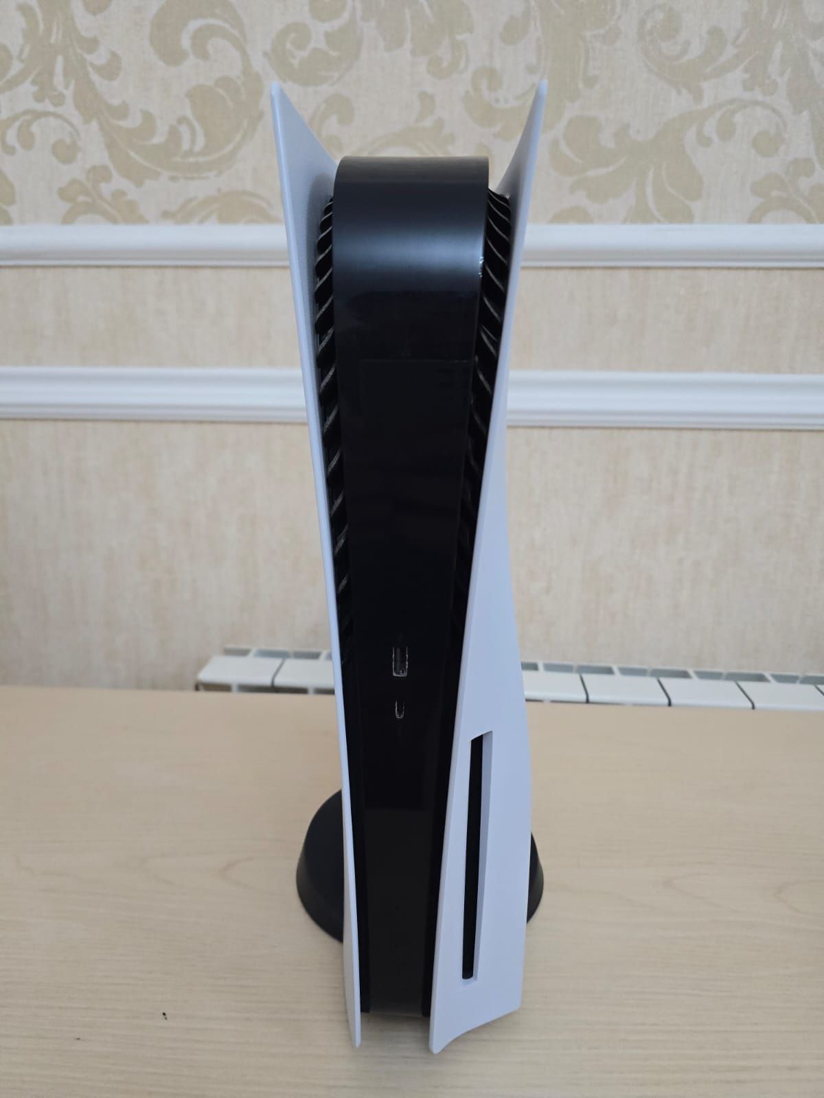 Sony Play Station 5, с дисководом, 2 джойстика и докстанция для джойст