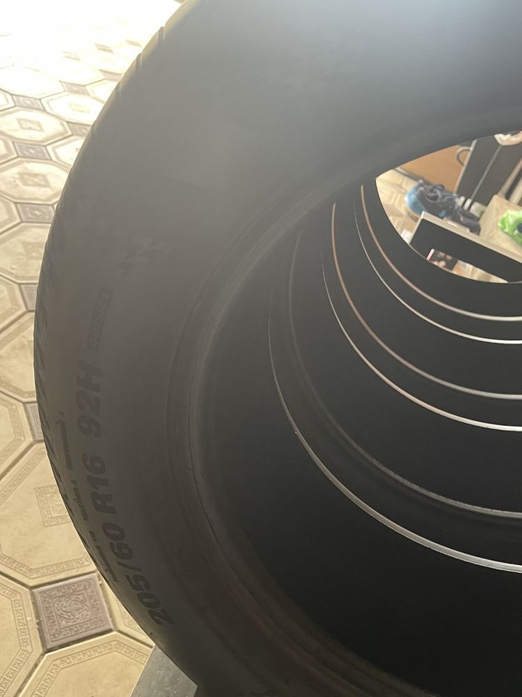 KUMHO шины летние , отличное состояние , комплект