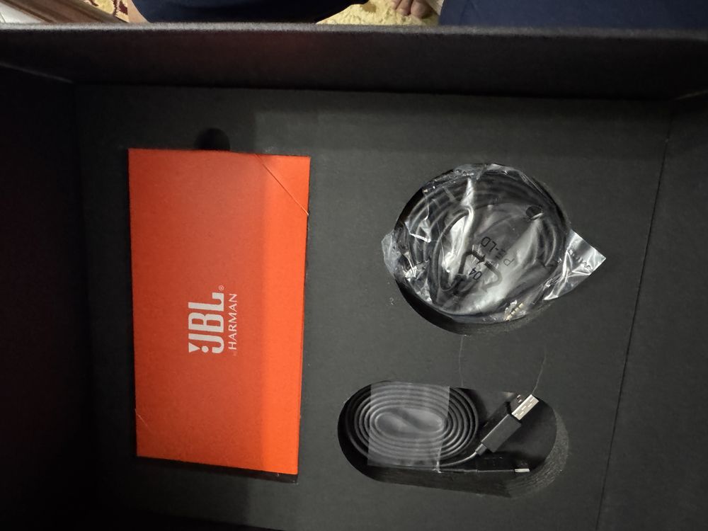 JBL Everest наушники