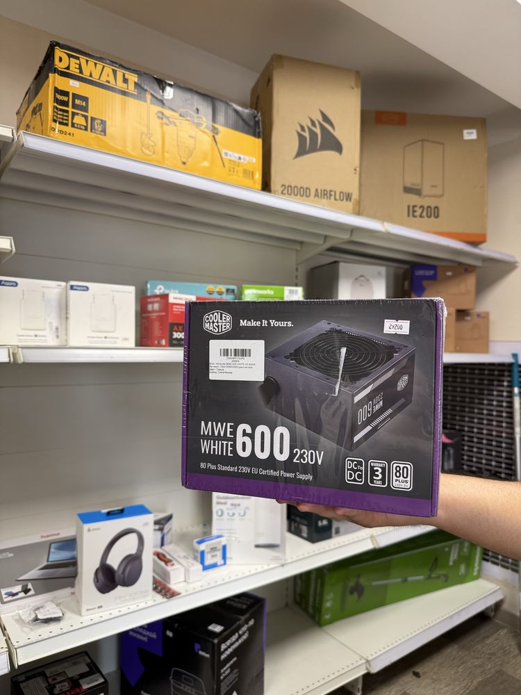 Блок питания Cooler Master MWE White 600 V2 MPE-6001-ACABW-EU 600 Вт