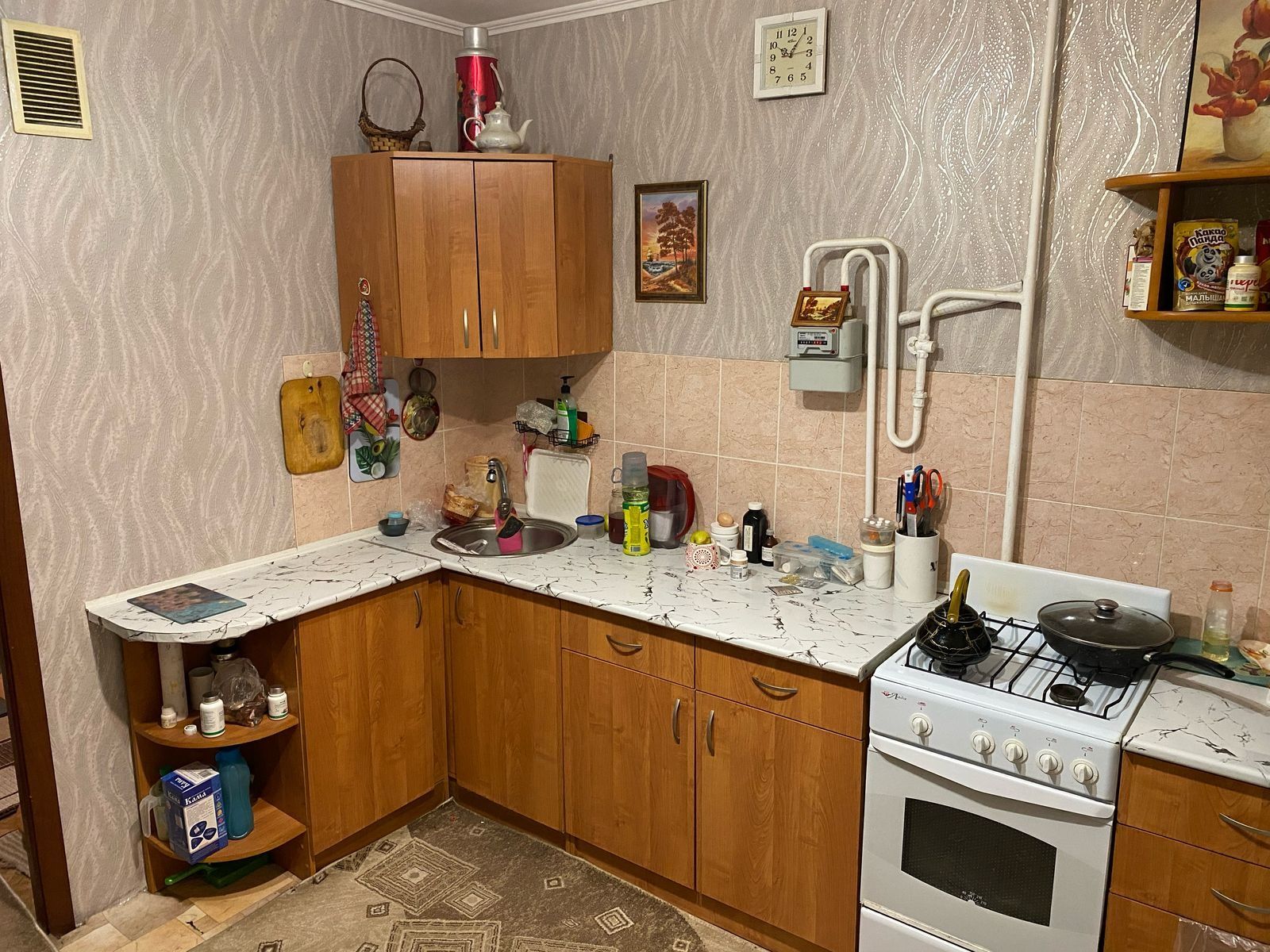 Продажа  либо обмен на 1 комнатную с Вашей доплатой.