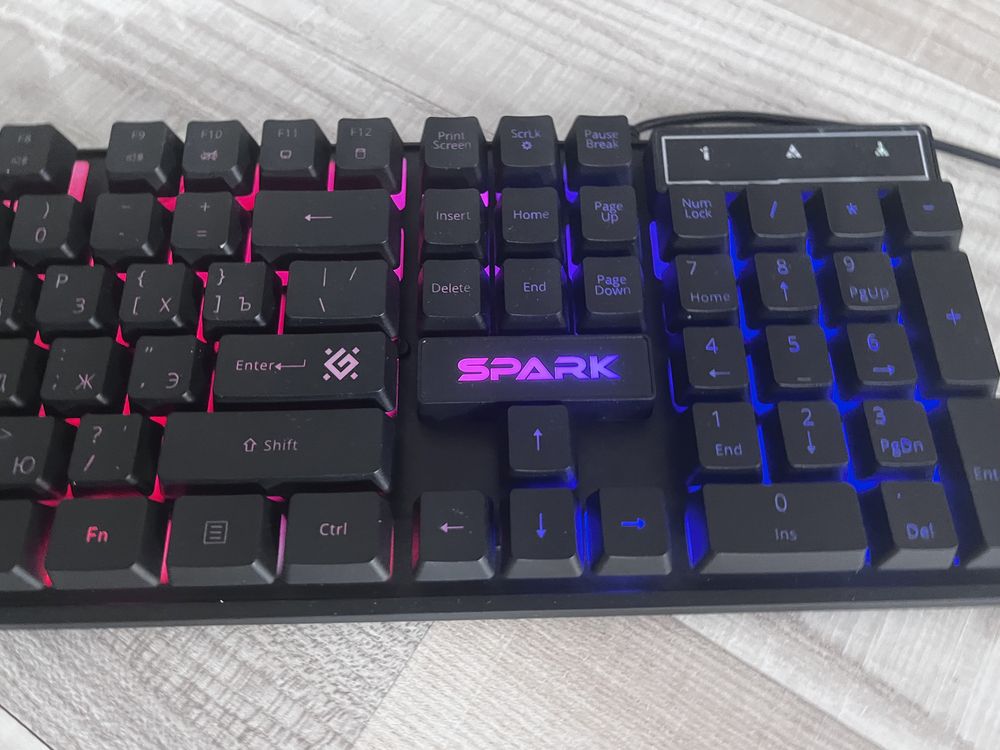 Продам клавиатуру SHARK