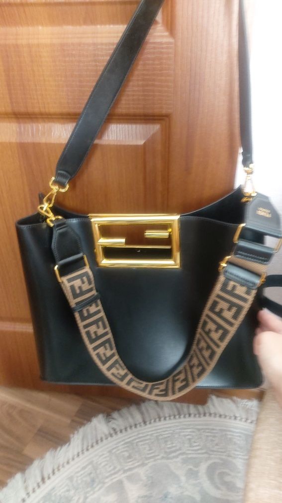 Продам шикарную сумку