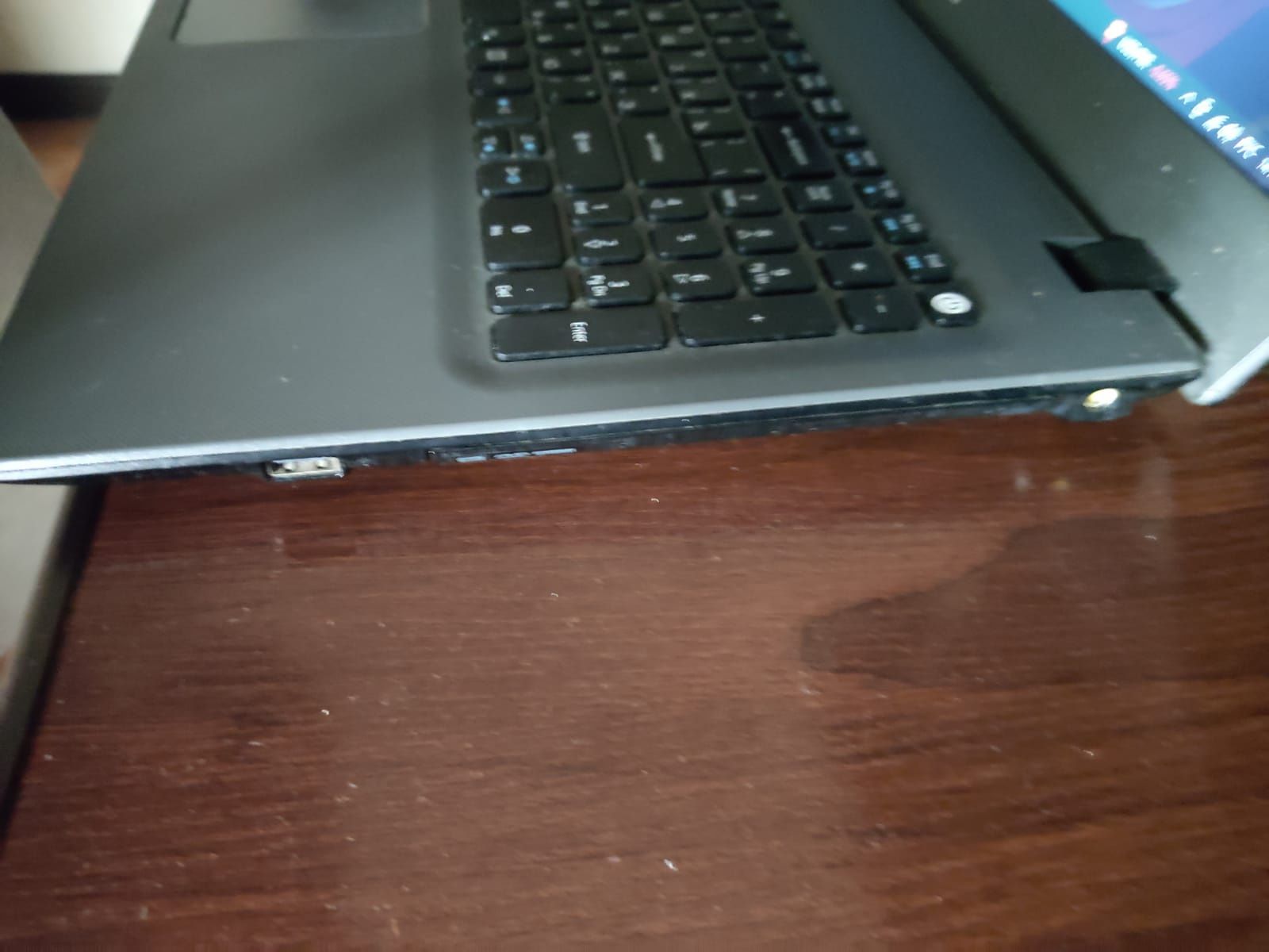 Acer aspire E5-573G