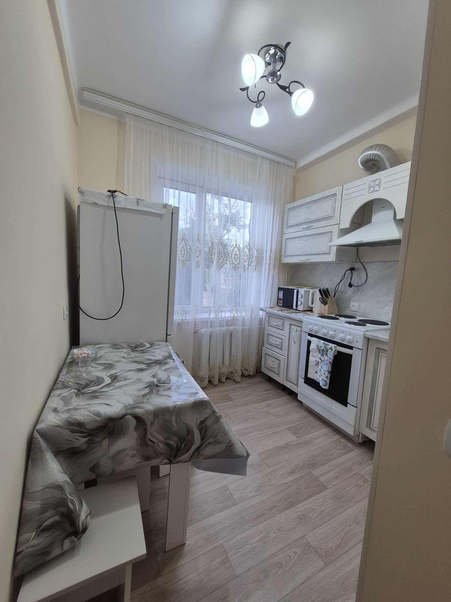 Сдаётся 2 ком квартира  по суточно