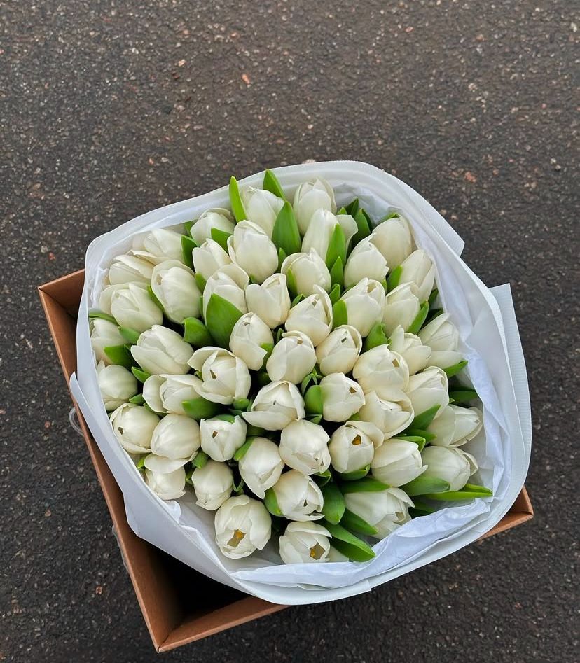 Розы, пионы, тюльпаны, цветы букеты большой выбор