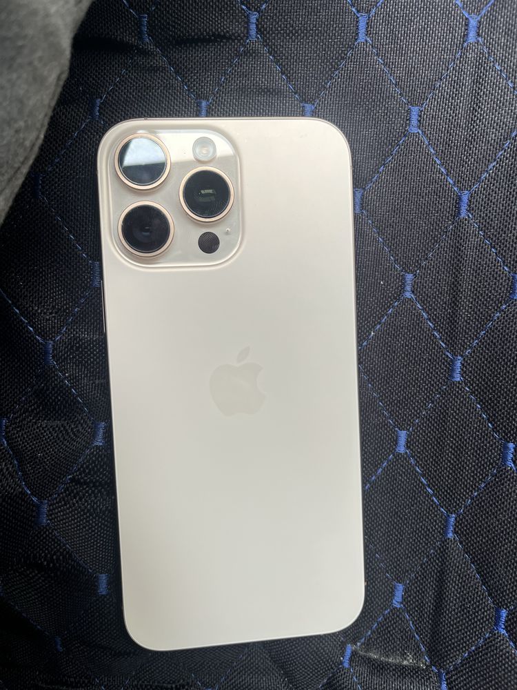 iPhone 16 PRO MAX