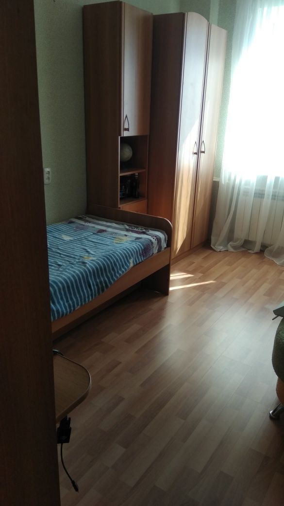 Продам гарнитур для школьника, подростка