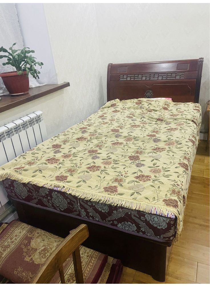 Спальный гарнитур с двумя раздельными кроватями