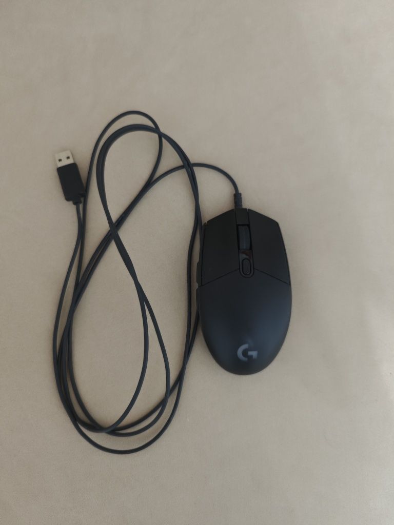 Logitech G102, в отличном состоянии