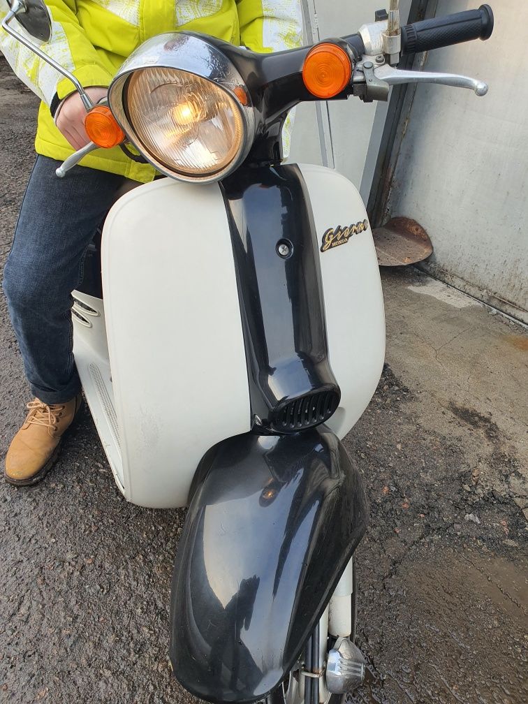 Продаю Giorno Honda AF24