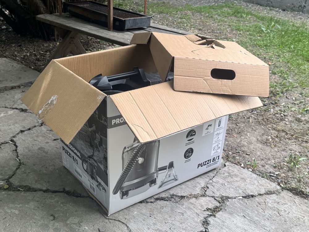 Продам моющий пылесос кархер Karcher