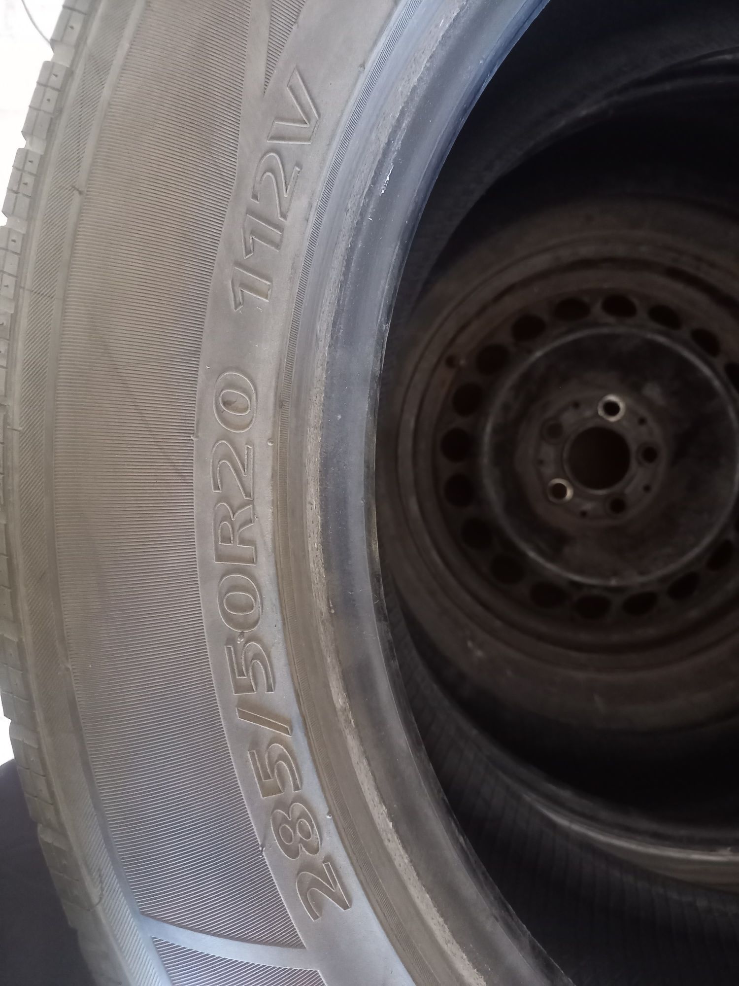 Продам 2 баллона 285/50 R20