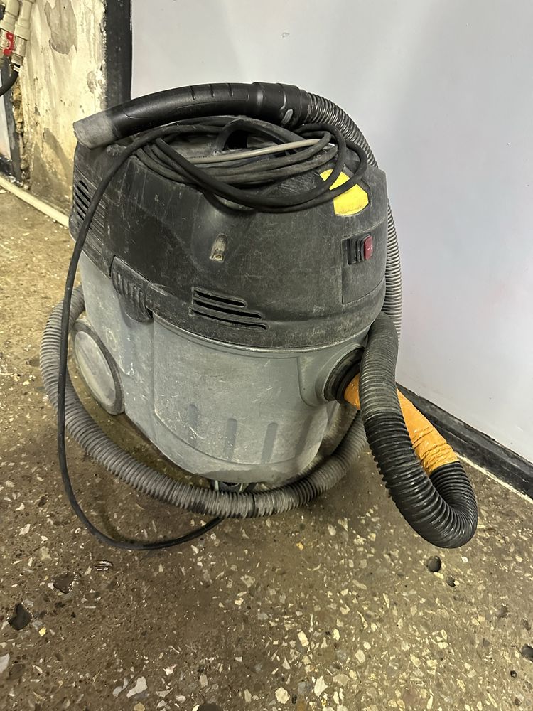 Продам пылесос Karcher