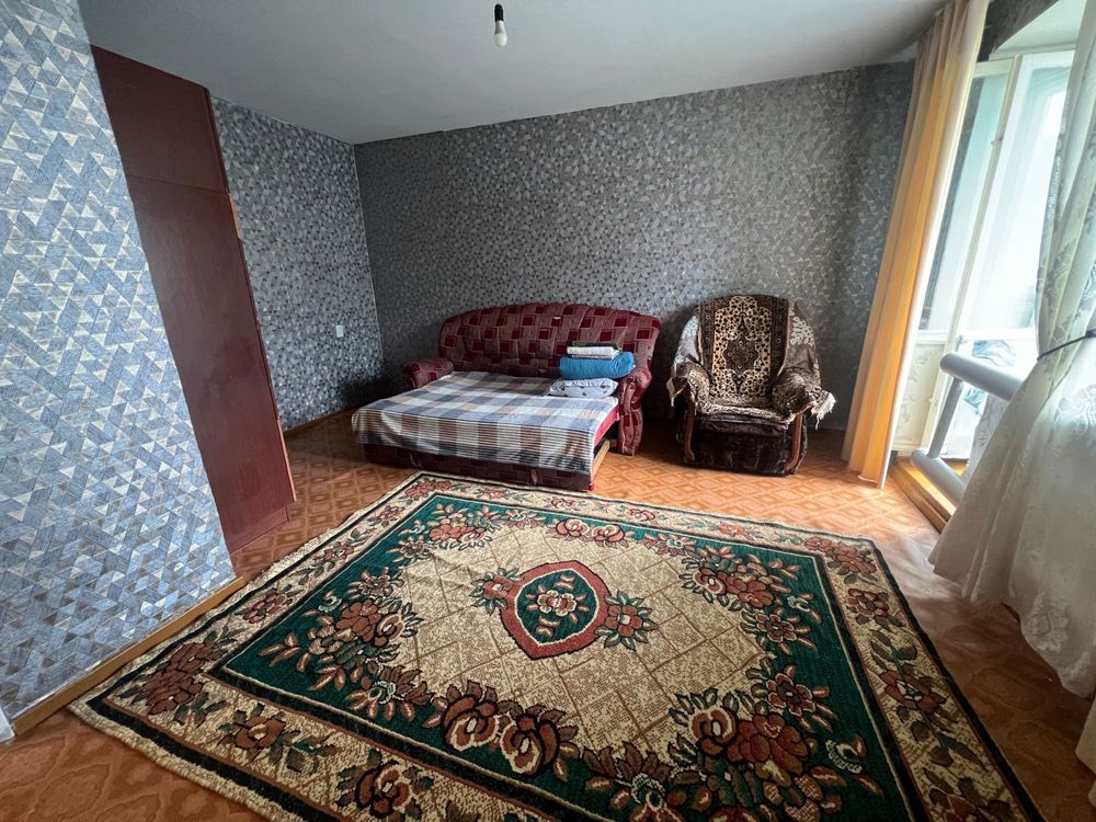Продам 1 квартиру МКР
