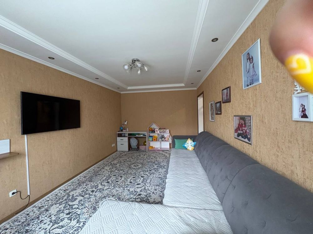 Продам 2 комнатную квартиру