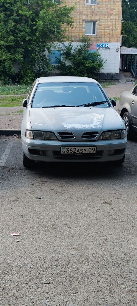 Продам машину ..