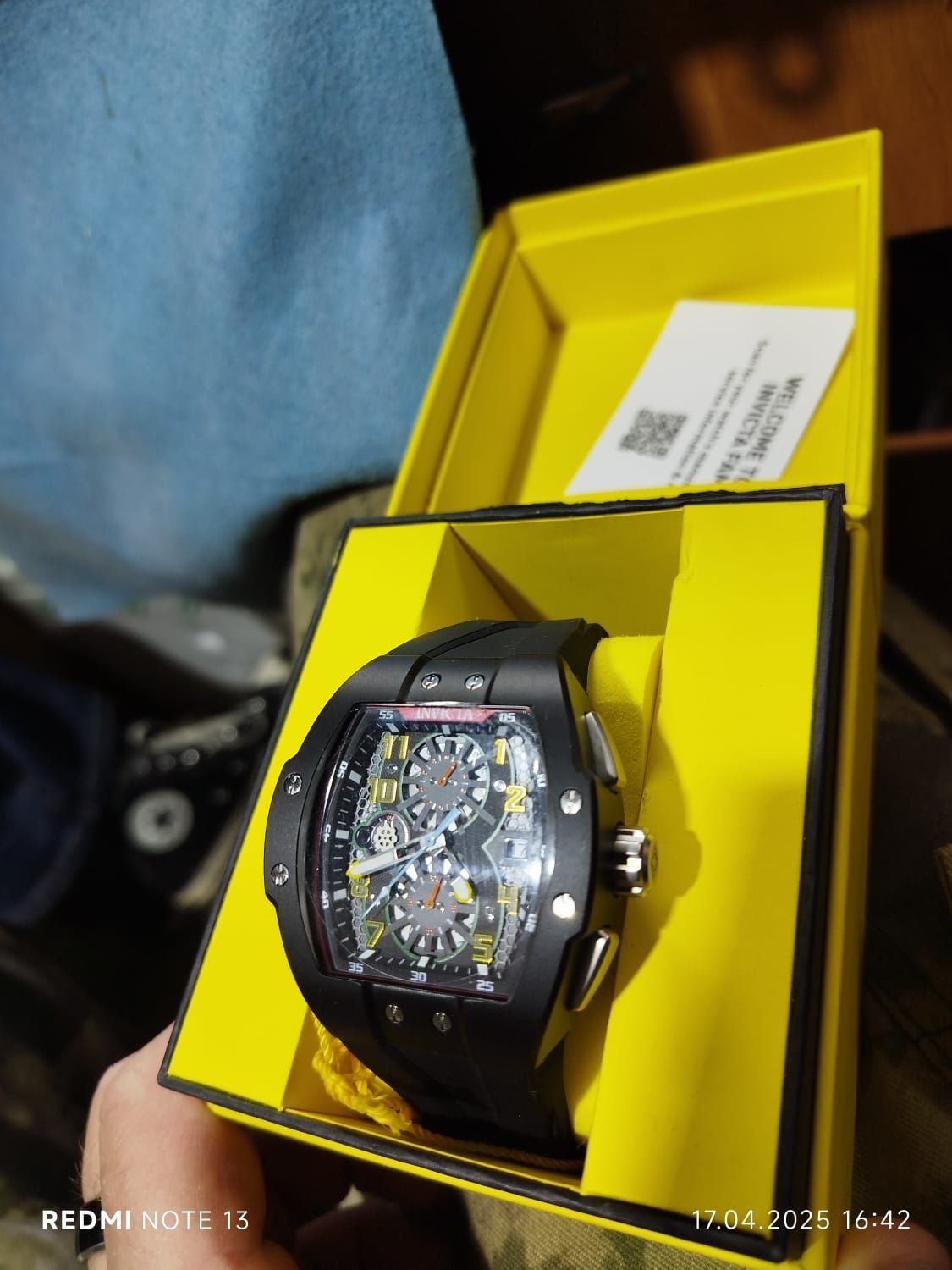 Часы Invicta racing